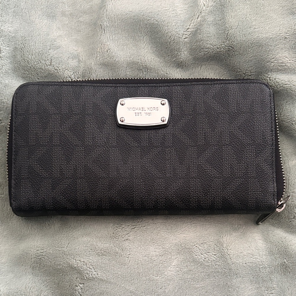 Michael Kors Charcoal Logo Wallet